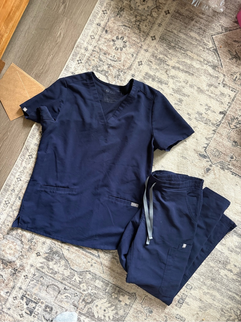 Figs nurse casma scrubs set in navy S/XS